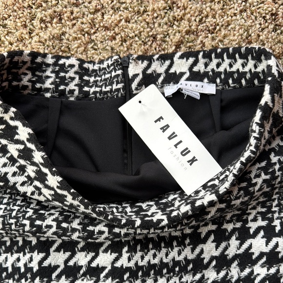 FAVLUX Monochrome Houndstooth Mini Skirt - Picture 3 of 3